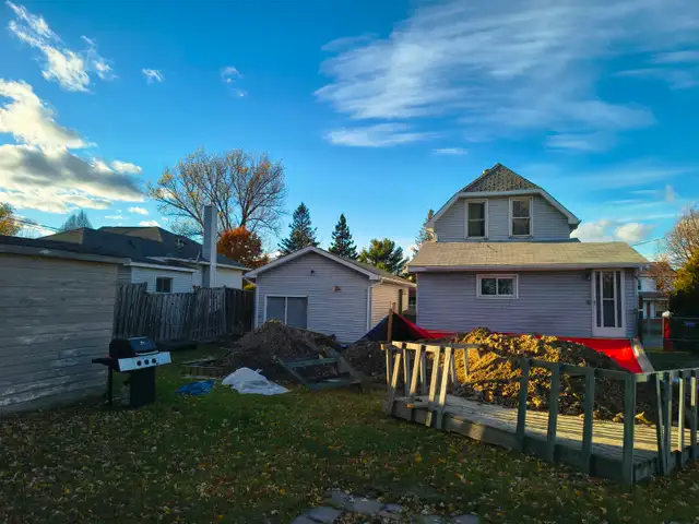 Cash House Buyer. You're in control of selling your house!