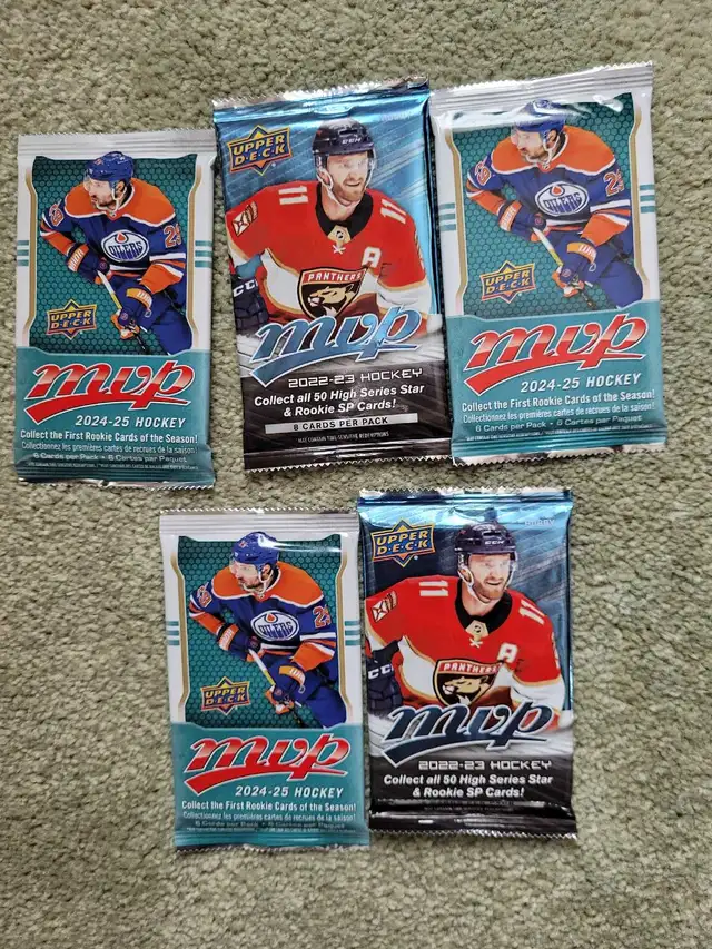 Hockey Practice Jerseys, Cards, Bauer Cage in Hockey in Winnipeg - Image 9