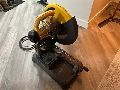 14" DeWalt DW872 Multi-Cutter metal saw. Absolute beast. Works great, zero issues. Retails for $750+...