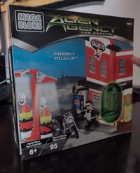 Megabloks  Alien Agency 5601 + valise NEUF