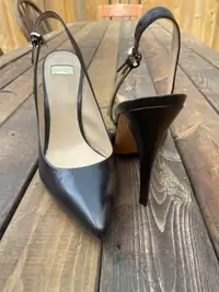 Marciano heels  size 37.5