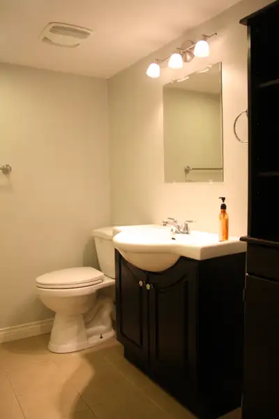 Utilities included! Beautiful 2-bedroom basement apartment in a great neighbourhood on the North sid...