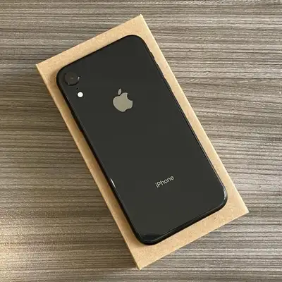 256GB IPHONE 11  BLACK +All ACCESSORIES+UNLOCKED-$199, View more