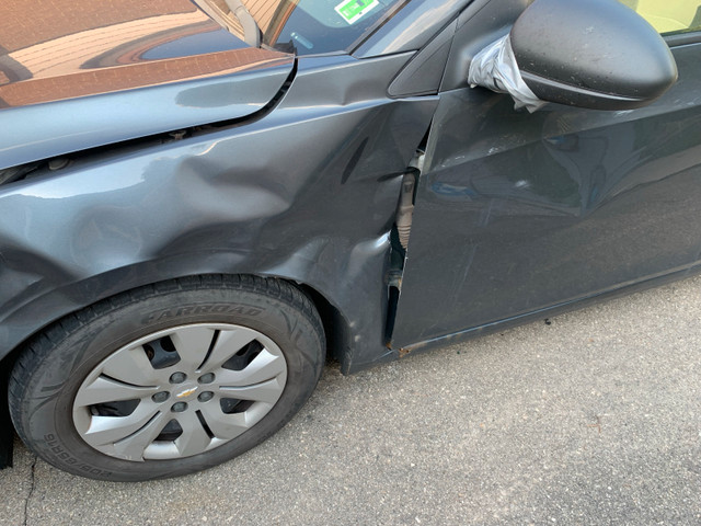 2013 Chevy Cruze in Cars & Trucks in Kitchener / Waterloo - Image 2