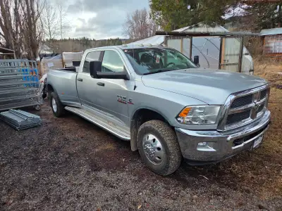 Great truck forsale runs really nice did lots of eninge work tows great ,has a big borgwarner torbo...