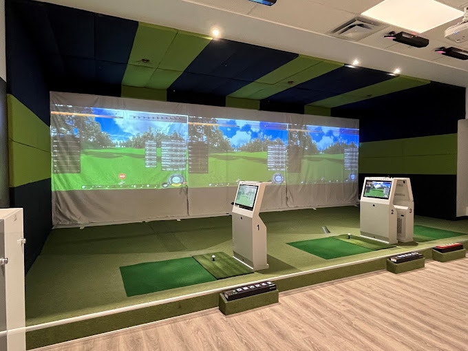 Looking for a place for golf lesson? Come to check Screen Golf! Golf