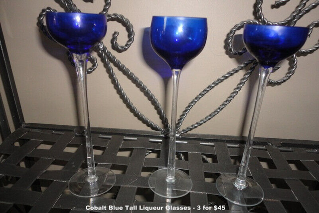 Glassware - Vintage in Arts & Collectibles in Hamilton - Image 3