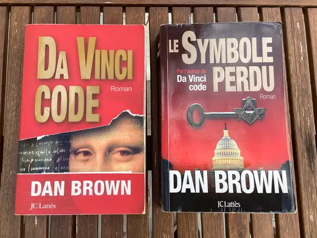 Books - Some Dan Brown novels63735877112451120