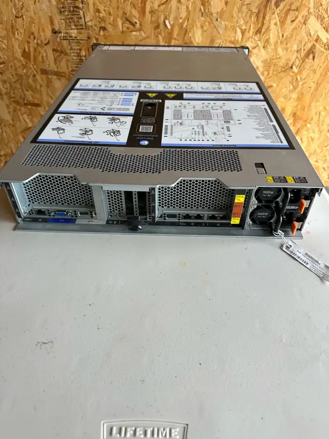 Lenovo System X 3650 M5 in Servers in Oakville / Halton Region - Image 5