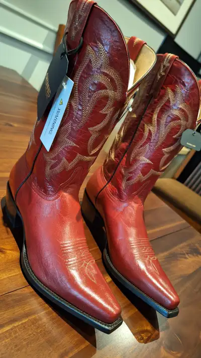 Shayanne Red Womens Size 11M  Leather Cowboy boots, never worn, View more