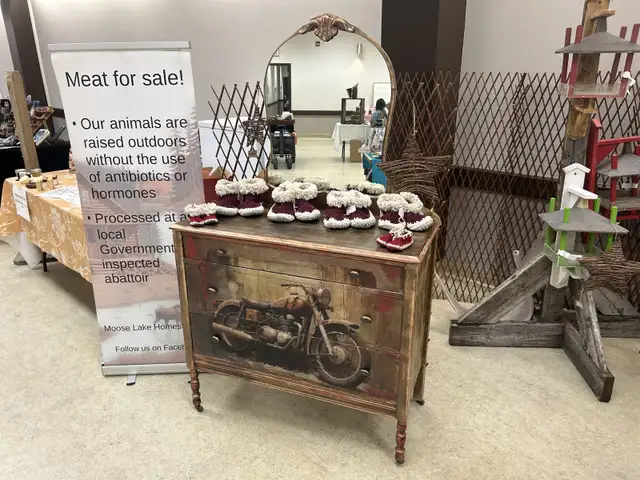 Refinished Antique Cabinet with Mirror! in Hutches & Display Cabinets in Edmonton - Image 2