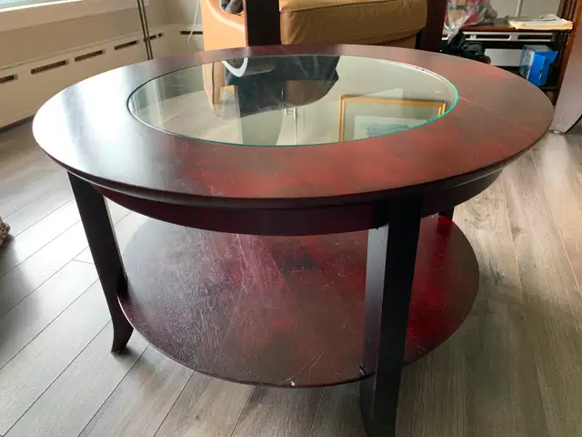 Coffee Table, round in Coffee Tables in Bridgewater - Image 3