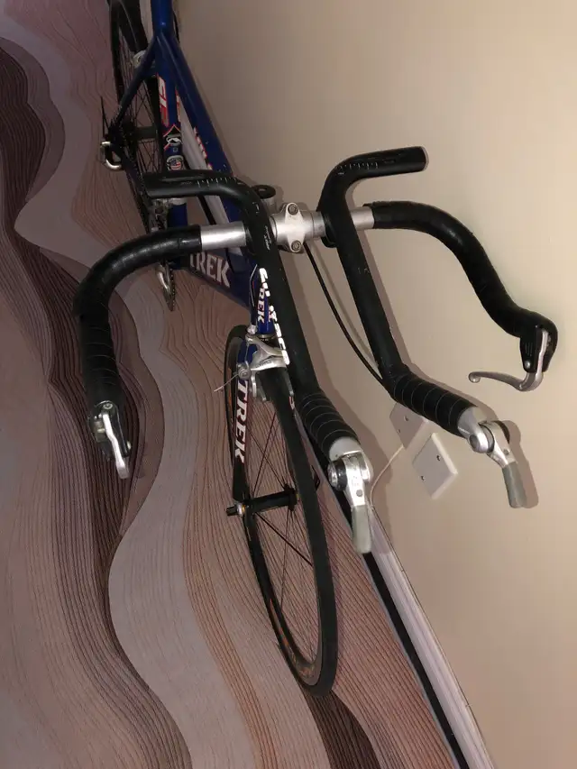Trek triathlon bike 54cm in Road in City of Toronto - Image 8