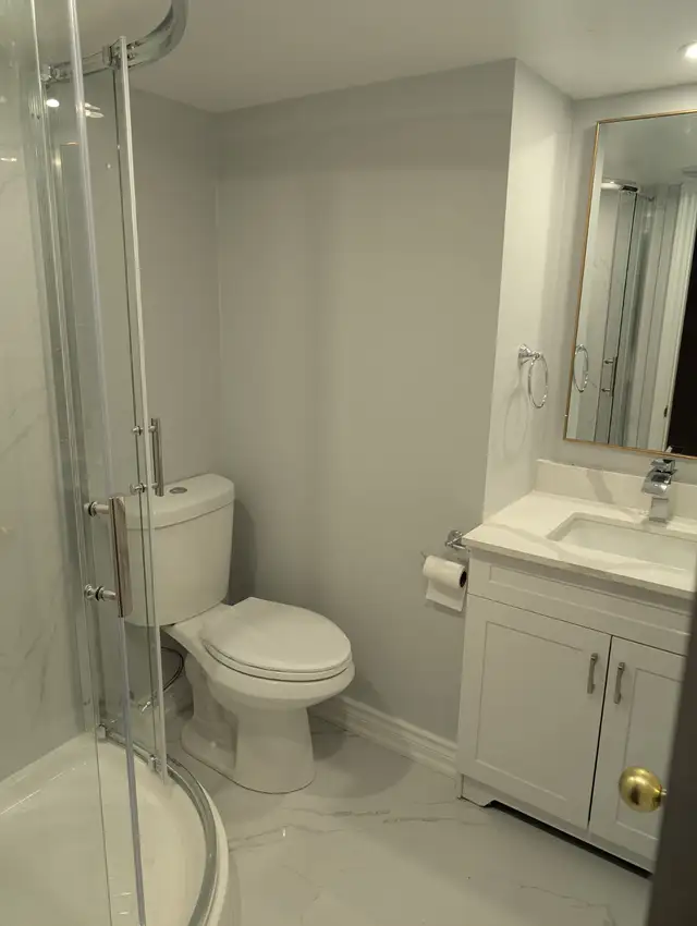 1 bedroom basement apartment in Short Term Rentals in Mississauga / Peel Region - Image 2