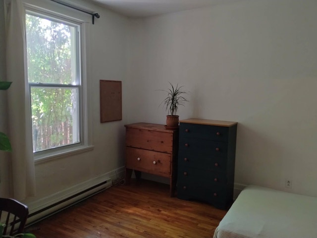 Chambre à louer à Montréal, Petite Italie — photo 2