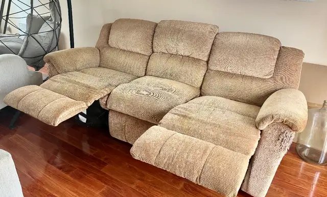 moving sale  in Kitchen & Dining Wares in Charlottetown - Image 3