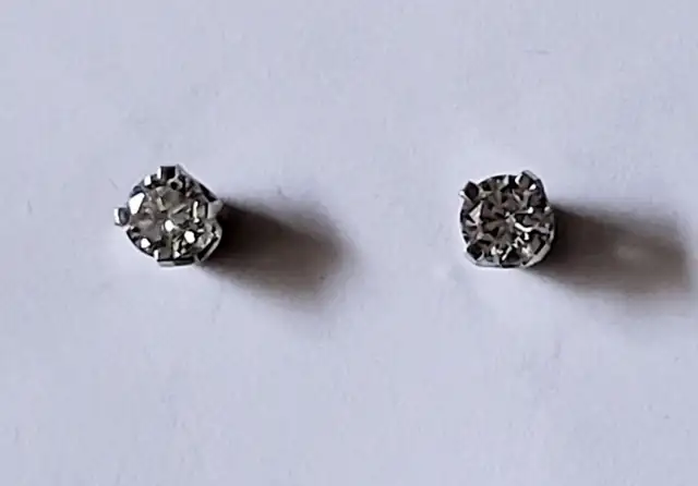 14K White Gold Round 4 Prong Diamond Earrings | Jewellery & Watches ...