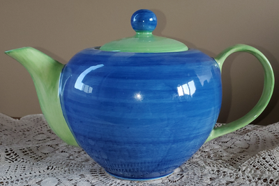 UNIQUE "WHITTARD OF CHELSEA" TEAPOT, View more