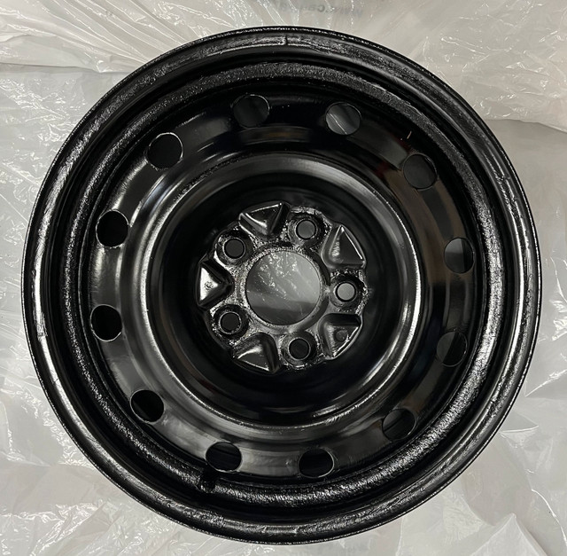 16 x 6.5 inch Black Steel Wheels / Covers in Tires & Rims in Oakville / Halton Region - Image 4