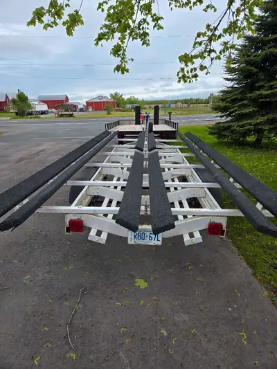 Poontoon and Tritoon trailer available for rent. Totally universal. Also various other trailers for...