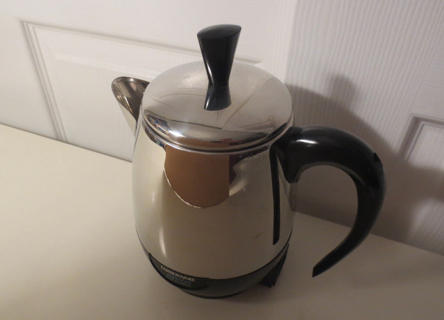 All Chrome Coffee Percolator - mint never used in Coffee Makers in City of Halifax - Image 4