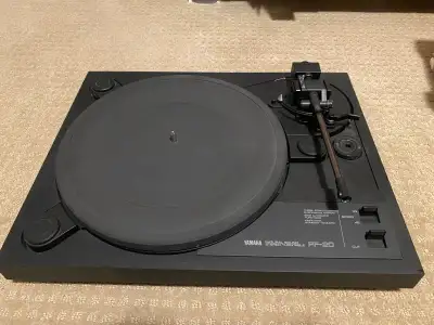 Yamaha PF-20 turntable, View more