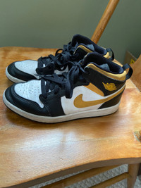 Kids Nike Jordan running shoes size 2