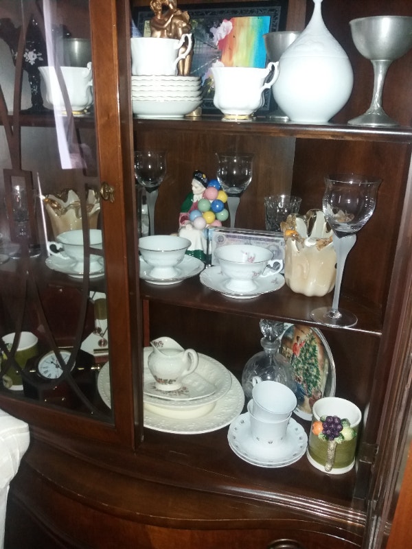 Corner China Vintage Hutches & Display Sarnia Kijiji