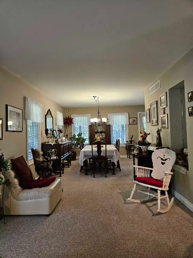 House for sale by owner in Houses for Sale in Kitchener / Waterloo - Image 10