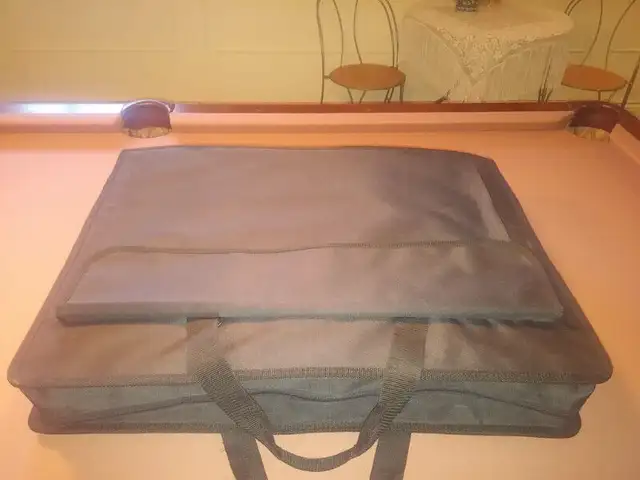 Porte documents - Portfolio in Other in Laurentides - Image 7