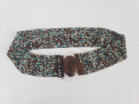 Wooden fashion belt with beads / Ceinture de mode en bois