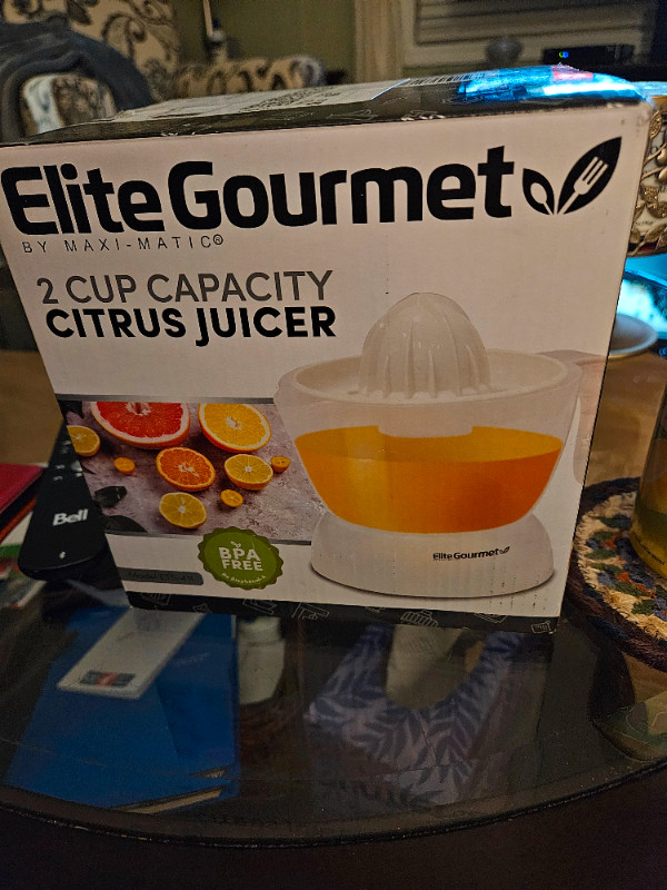 ELECTRIC CITRUS JUICER-BRAND NEW in Processors, Blenders & Juicers in City of Halifax - Image 2