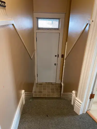 Two/Three Bedroom Apartment