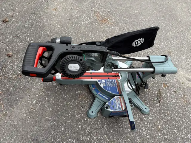  King Canada 10 Inch Sliding Dual Compound Miter Saw with laser in Power Tools in Oshawa / Durham Region - Image 3