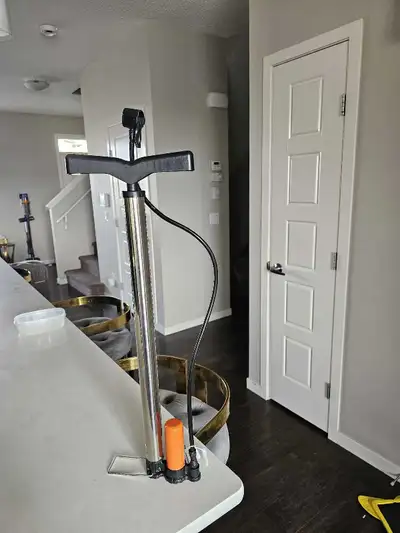 Bicycle pump (New never used), View more