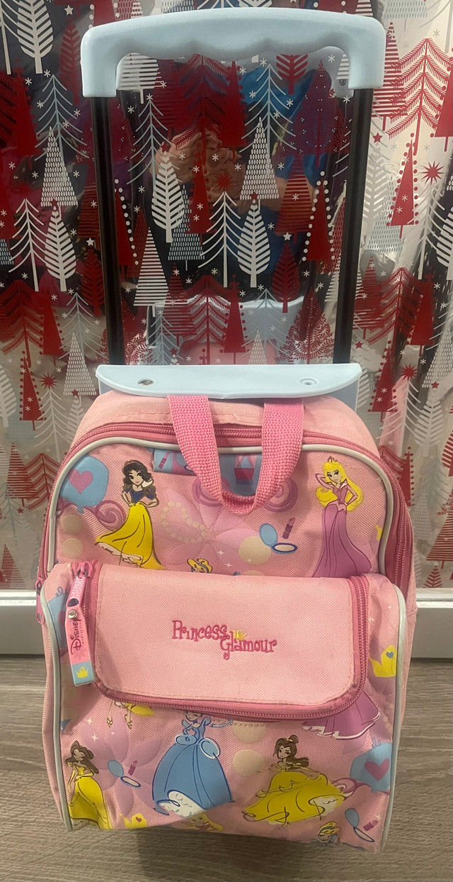 Rare Disney Princess Suitcase Travel Bag in Kids & Youth in Oshawa / Durham Region