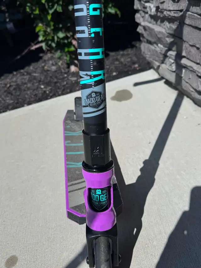 MADD Gear Scooter552036904186030082