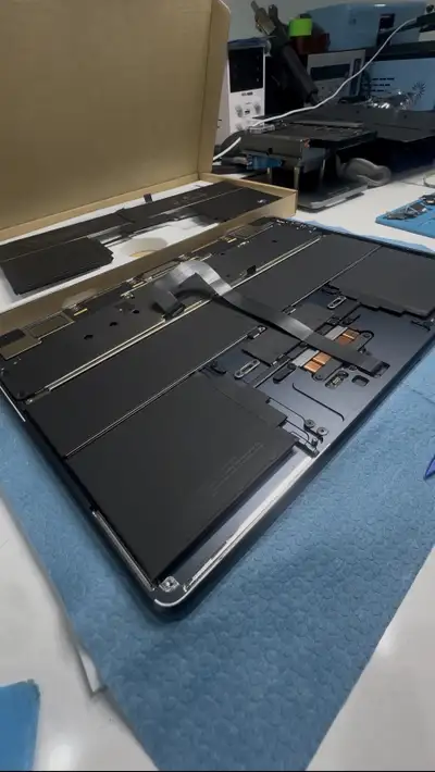 REPARATIONS MACBOOK, View more