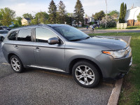 Mitsubishi outlander 2014 ES,  4 cylindre,  2.4 litres AWD 4/4,