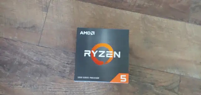 AMD Ryzen 5 5600X 6-Core 3.7 GHz Socket AM4 in System Components in Kitchener / Waterloo - Image 2
