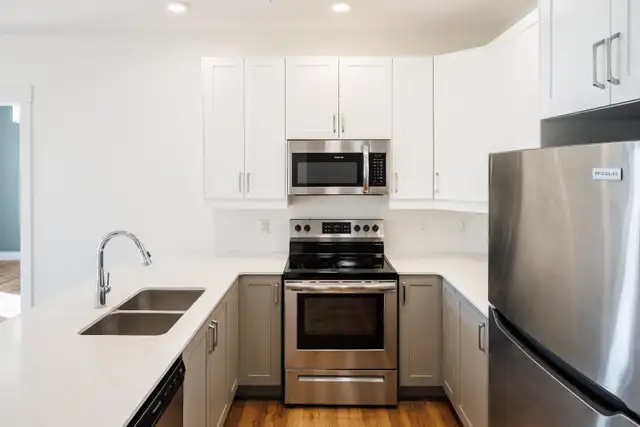 Charlottetown - 2 bedroom/ 2 bathroom - Available Now! in Long Term Rentals in Charlottetown - Image 3