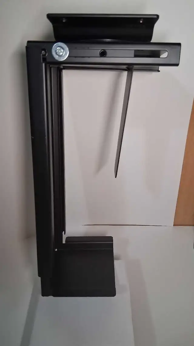 Vivo PC Wall Stand, Computer Accessory  in Desktop Computers in City of Montréal - Image 5