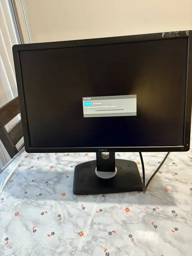Dell 19” Monitor in Monitors in Kitchener / Waterloo - Image 2