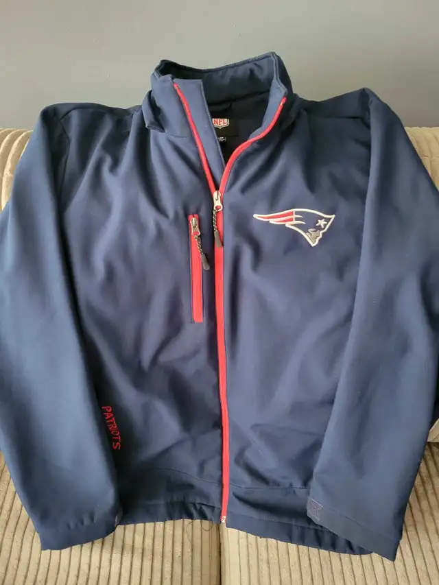 NFL New England Patriots Jackets in Men's in Kitchener / Waterloo - Image 2