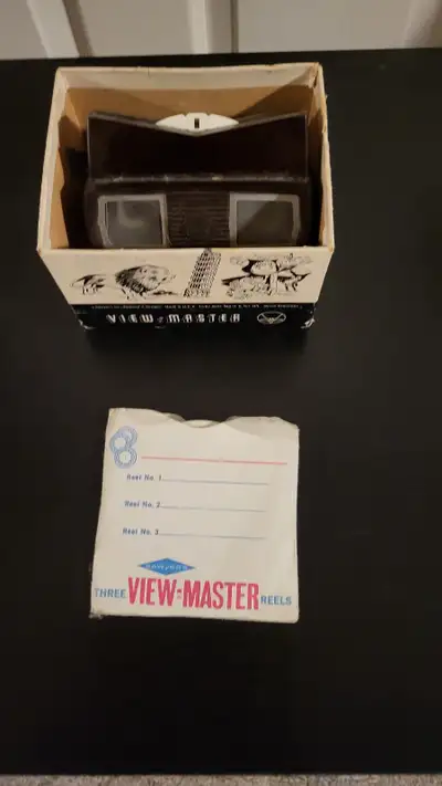 Vintage 1960's View Master With Multiple Reels *Missing Knob*$45, View more