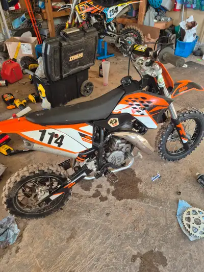 Has updated clutch and carburetor from a 2021. Bike runs good. Has some spare parts to come with it