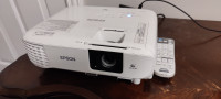 Epson Projector Home Cinema 880