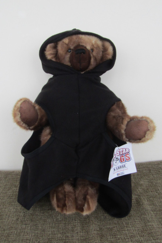 All Star Dogs Boston Bruins Polar Fleece Hooded Dog Jacket XL in Accessories in Cole Harbour - Image 2