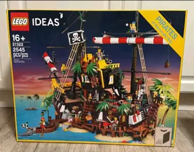 Ahoy there, mateys! I'm selling a new, unopened LEGO Ideas Pirates of Barracuda Bay set. This impres...