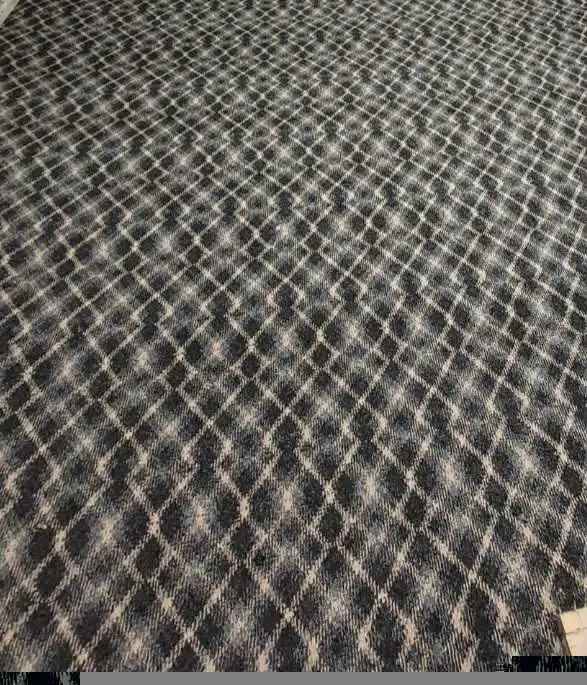 Carpet Vinyl Laminate hardwood flooring  in Rugs, Carpets & Runners in Oshawa / Durham Region - Image 5